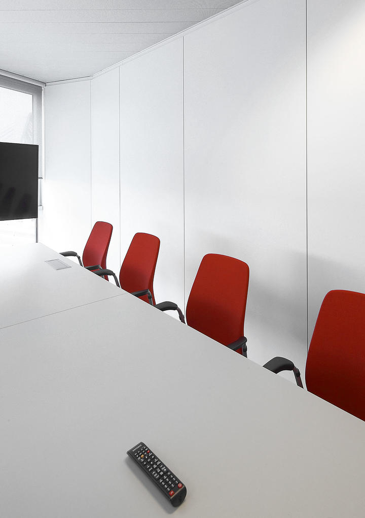 versetzbare Systemwand mit Schalldämmung