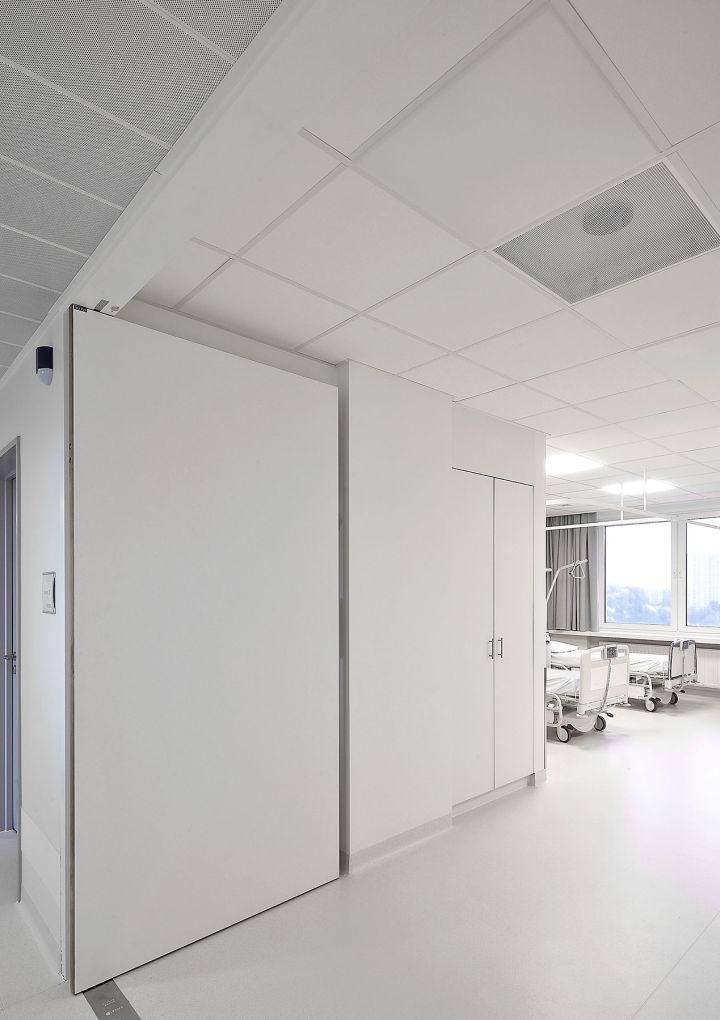 Inrichtingswerken AZ JAN PALFIJN GENT JB SYSTEEMWANDEN